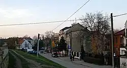 Ulica Kasztelańskapo lewej obwałowanie Rudawy.