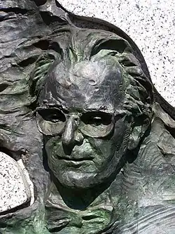 Rzeźba portretowa Karola Stryji, Plac Grunwaldzki, Katowice