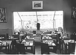 Wnętrze kawiarni SiM w Warszawie