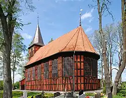 Zabytkowy poewangelicki kościół