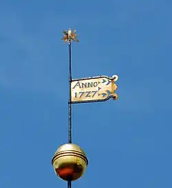 Iglica nad prezbiterium