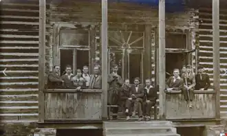 zawodnicy przed przystanią