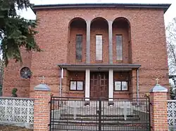 Brama wejściowa do kościoła