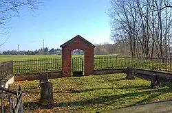 Widok na bramę wejściową