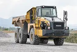 Wywrotka Komatsu HM300
