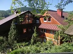 Główny budynek Ruchu Światło-Życie