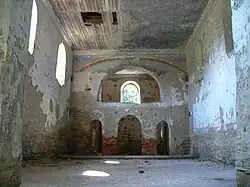 Ruiny cerkwi – wnętrze