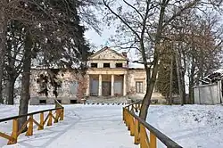 Dwór Walickich w Krześlowie