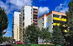 Wnętrze osiedla, bloki przy ul. Witosa 29 i 31