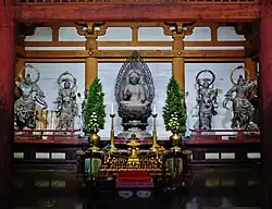 Ołtarz w głównym pawilonie