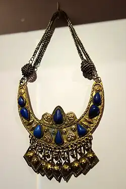 Naszyjnik z lapis lazuli, Afganistan, połowa XX wieku