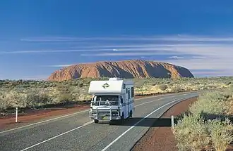 Lasseter Highway w okolicy Uluru