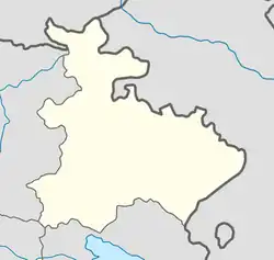 Mapa konturowa prowincji Tawusz, w centrum znajduje się punkt z opisem „Iczewan”