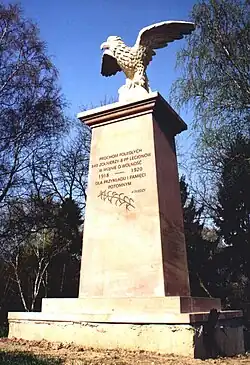 Pomnik ku czci 840 żołnierzy 8 pp Leg. poległych w latach 1918–1920, wzniesiony w Lublinie przy ul. Kraśnickiej i al. Racławickiej, na terenie koszar 8 pp Leg