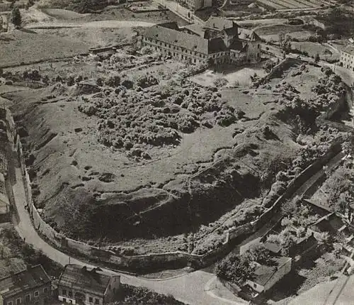 Grodzisko i kościół pofranciszkański, 1964