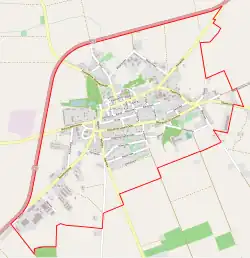 Mapa konturowa Lwówka, u góry nieco na prawo znajduje się punkt z opisem „Lwówek Wąskotorowy”