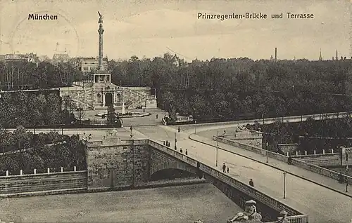 Most w 1912 roku, w tle kolumna Anioł Pokoju