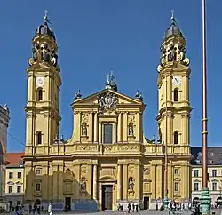 Kościół Teatynów w Monachium, Enrico Zuccalli