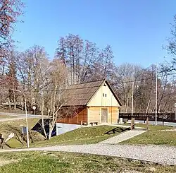 Zrekonstuowany młyn wodny w Kłóbce