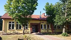 Dawna szkoła podstawowa, obecnie świetlica wiejska