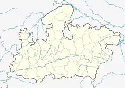 Mapa konturowa Madhya Pradeshu, na dole po lewej znajduje się punkt z opisem „Indore”