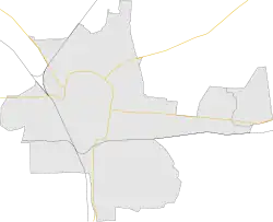 Mapa konturowa Nyíregyházy, po lewej znajduje się punkt z opisem „Nyíregyháza”