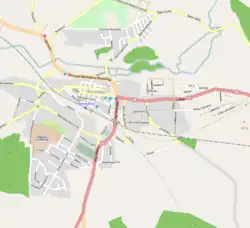 Mapa konturowa Namysłowa, blisko centrum na lewo znajduje się punkt z opisem „Namysłów”