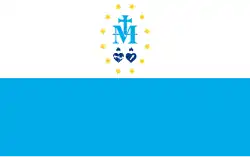 Alternatywna wersja flagi maryjnej, zawierająca rewers Cudownego Medalika