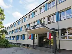 Zespół Szkół Technicznych i Ogólnokształcących „Mechanik”– ul. Sienkiewicza 23