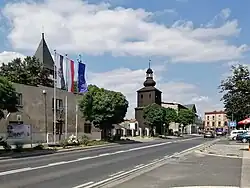 Droga wojewódzka nr 908 przebiegająca przez Rynek w Miasteczku Śląskim