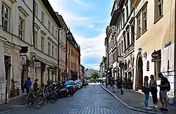 Część zachodnia, od ul. św. Krzyża do Małego Rynku.