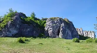 Skrzypce, Skała z Grotą, Turnia Kukuczki i Krótka Grzęda
