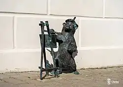 Miś artysta - przy Muzeum, ul. Lubelska 57