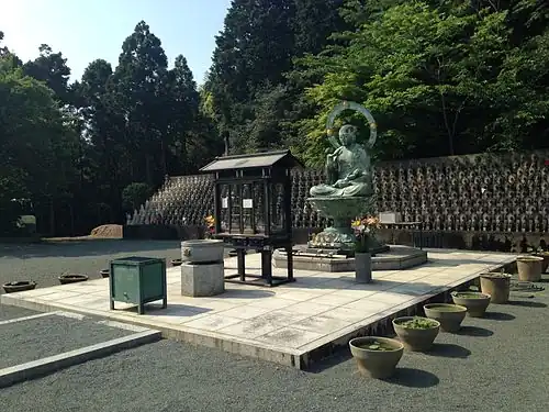 Mizuko-Jizōson w świątyni Chinkoku-ji (Kiusiu)