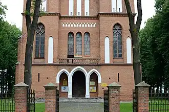 Wejście do kościoła