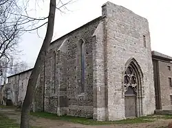 Kaplica Sainte-Eugénie stojąca na fundamentach rzymskich term