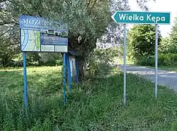 Kierunkowskaz od drogi prowadzącej z Ostromecka