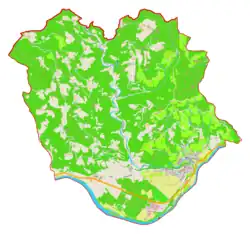 Mapa konturowa gminy Muta, blisko centrum u góry znajduje się punkt z opisem „Pernice”