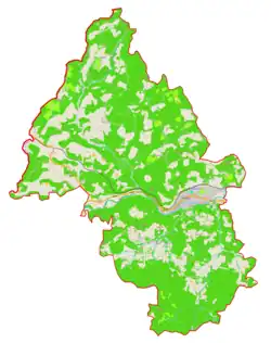 Mapa konturowa gminy Prevalje, na dole nieco na prawo znajduje się punkt z opisem „Leše”