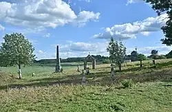 Na cmentarzu przycerkiewnym