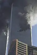 Wyrwa po uderzeniu samolotu w wieży południowej WTC