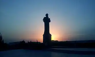 Pomnik Aliszera Nawojego