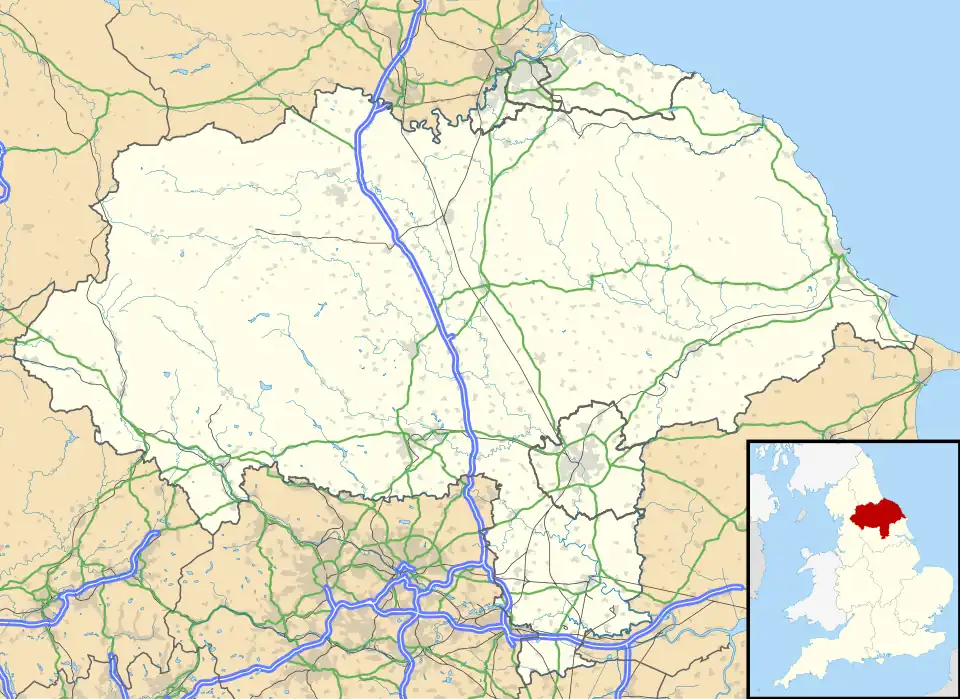 Mapa konturowa North Yorkshire, po prawej nieco u góry znajduje się punkt z opisem „Ruiny zamku Scarborough”