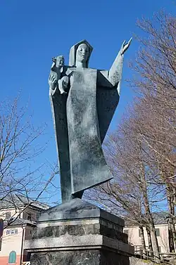 Współczesna rzeźba Madonny della Guardia