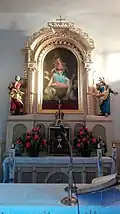 Ołtarz Jana Kapłona z 1938, w nim obraz Matki Bożej Różańcowej