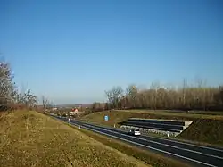 Obwodnica zachodnia Legnicy przed przebudową na drogę ekspresową S3, widok ze wzgórza Wąwelno (2011 r.)