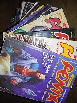 Zdjęcie okładek Fenixów formatu A5