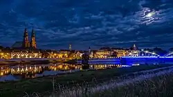 Opole, widok na Stare Miasto znad Odry