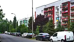 Widok od strony ul. Kleeberga, os. Bohaterów Września 5 i 6 (2022)