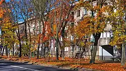 Widok od ul. Obrońców Krzyża (os. Górali 3)